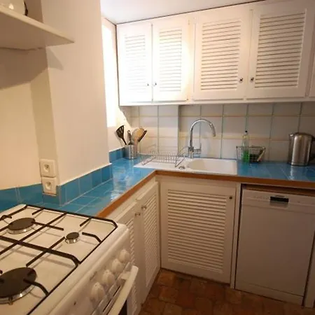 Appartement 2 Bedroom Apartment-luxembourg Garden
